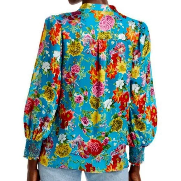 - ALICE + OLIVIA
Sheila Floral Satin Blouse size M - Picture 4 of 10